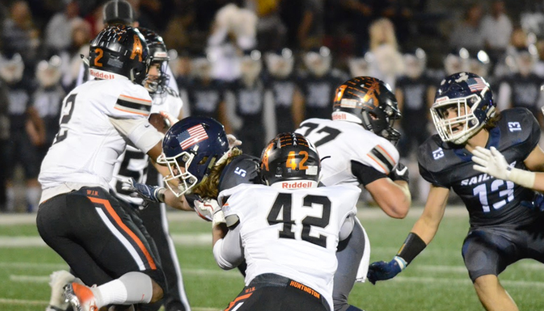 Sailors Fall to Huntington Beach 21-3 in Sunset League Opener